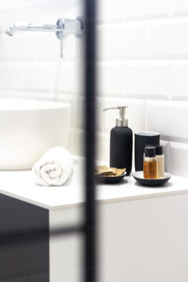 Cohost I Oldtown 60m2 W-garage Parking, Balcony & Self Check-in * Wilna