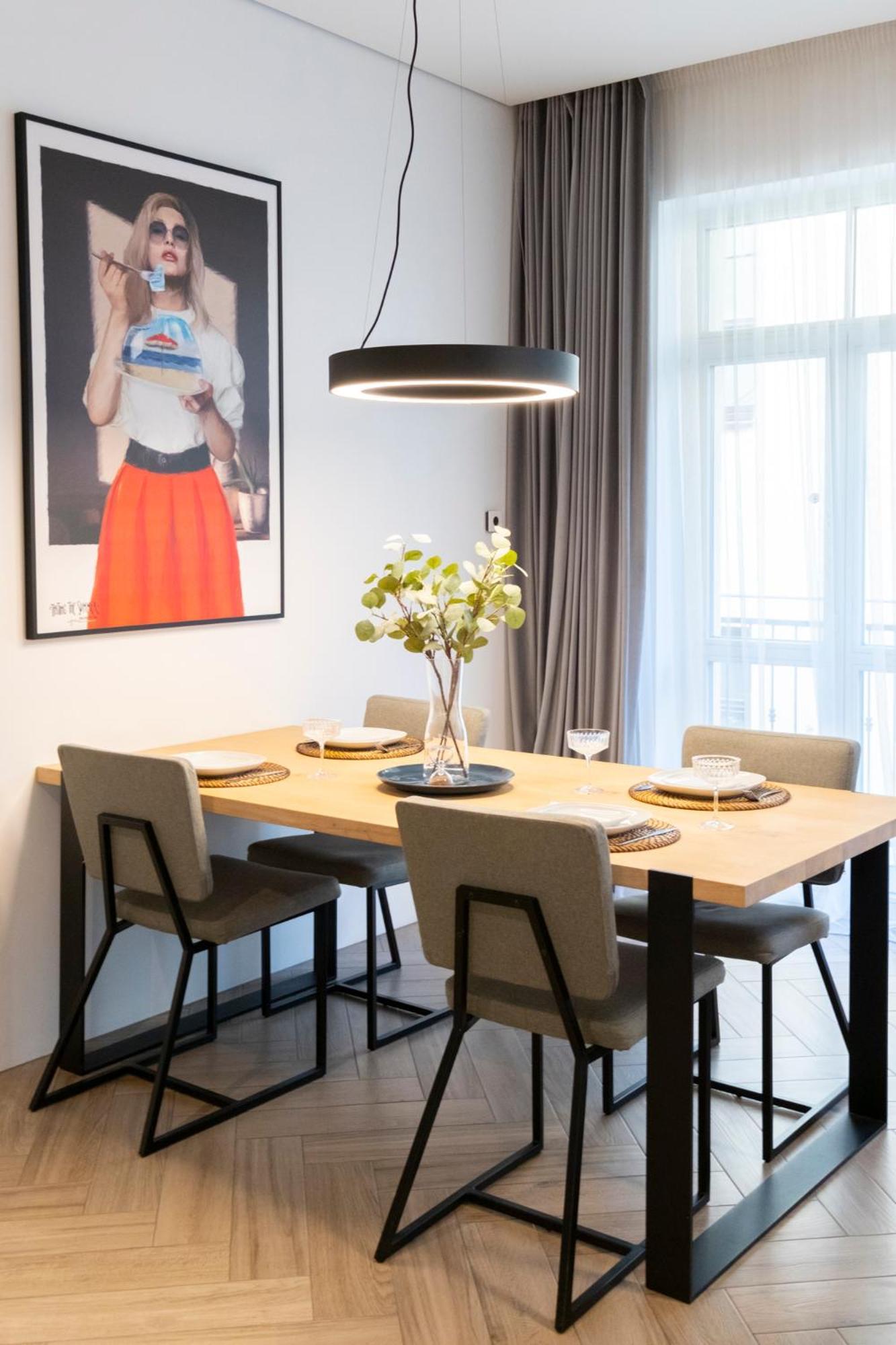 Cohost I Oldtown 60m2 W-garage Parking, Balcony & Self Check-in *