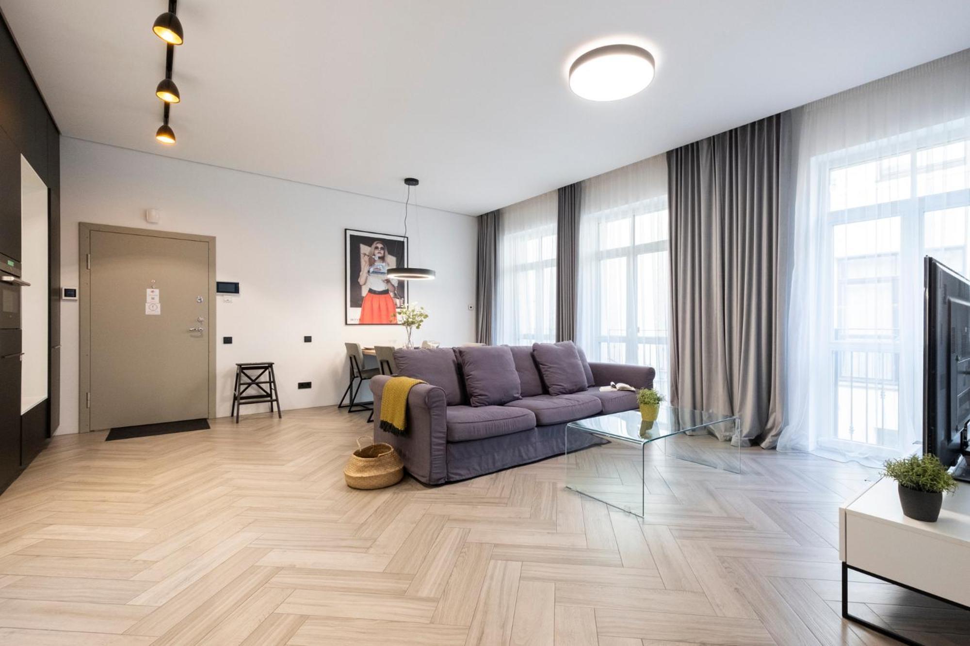 Cohost I Oldtown 60m2 W-garage Parking, Balcony & Self Check-in Leilighet *